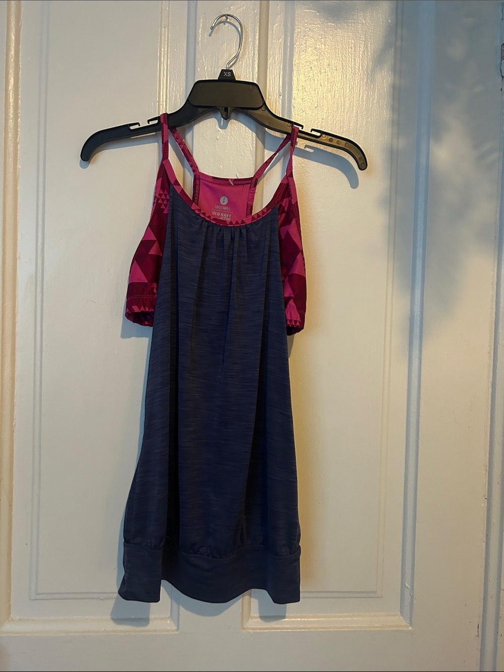 Old Navy Active Navy & Magenta/Purple Built in Sports Bra Athletic Tank